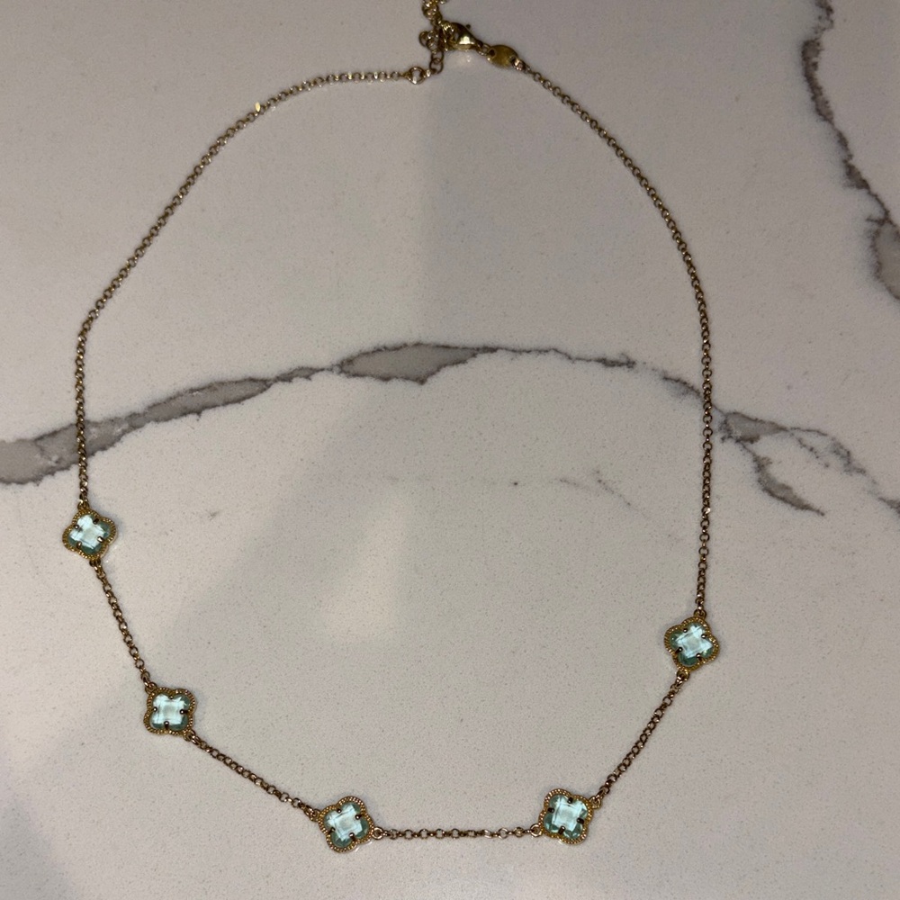 Elegant Gold and White Clover Necklace